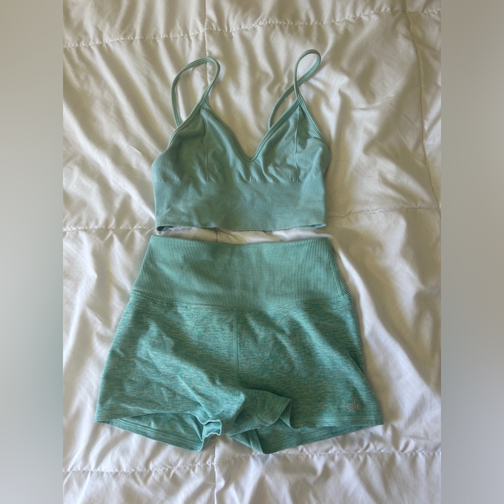 Alo Yoga set small